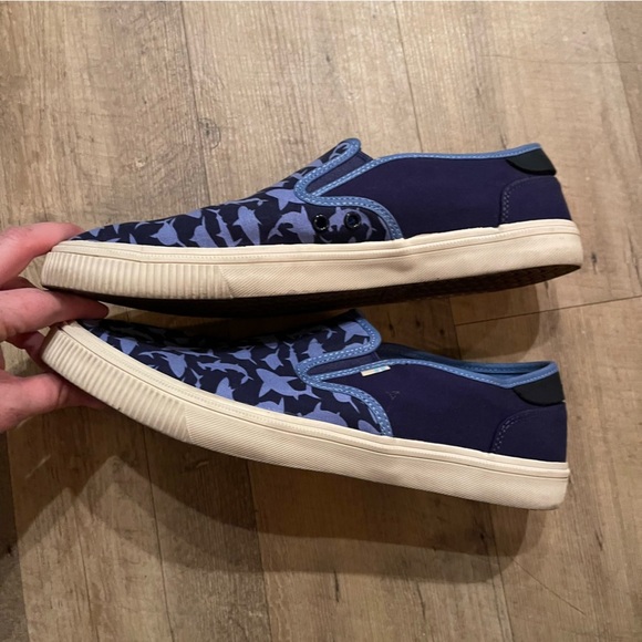 TOMS | Vegan Slip On Sharks Printed Canvas Sneakers - Picture 6 of 9